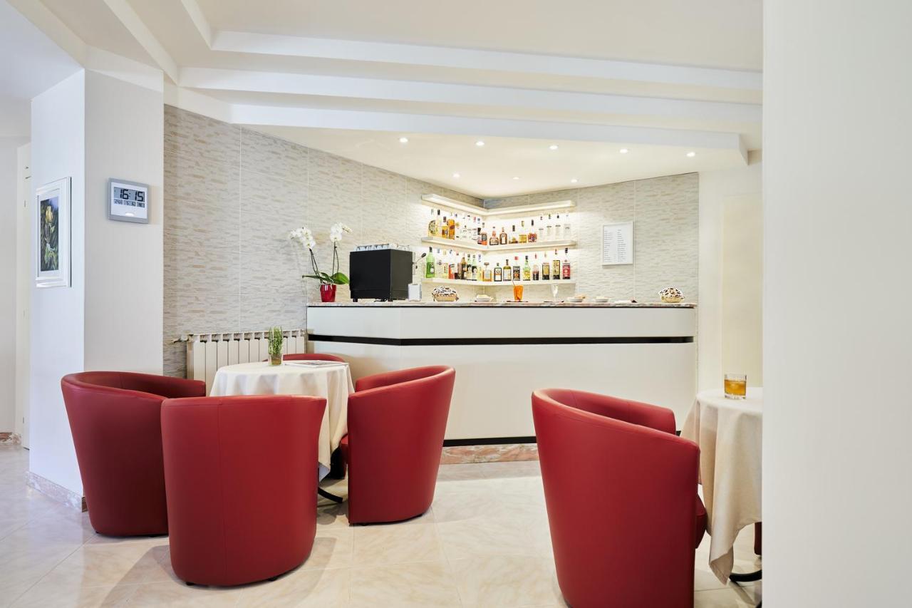 Santa Caterina Hotel & Bike Chianciano Terme Exterior photo