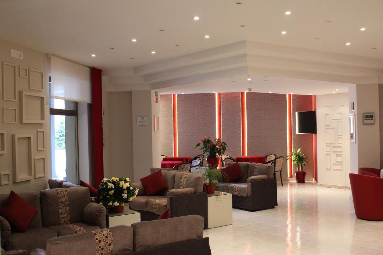 Santa Caterina Hotel & Bike Chianciano Terme Exterior photo