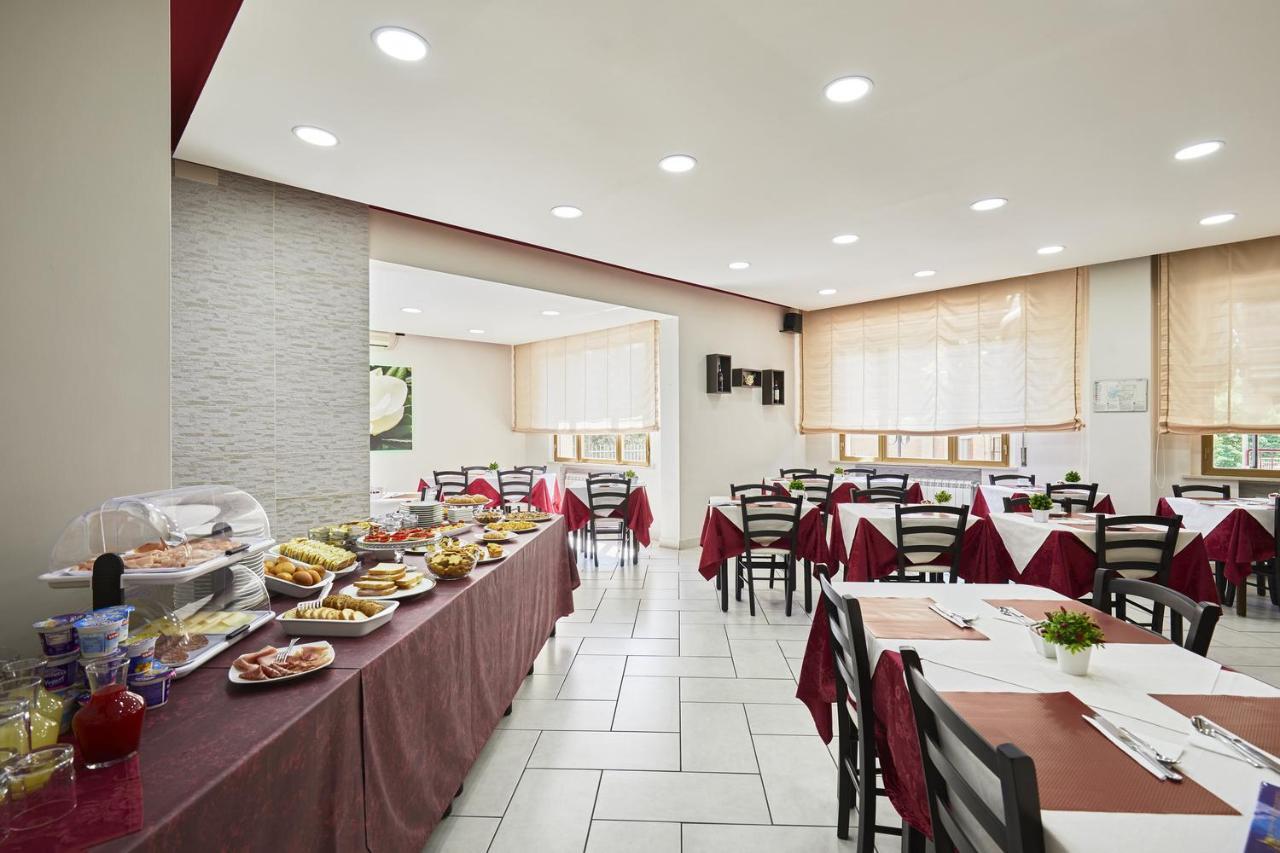 Santa Caterina Hotel & Bike Chianciano Terme Exterior photo